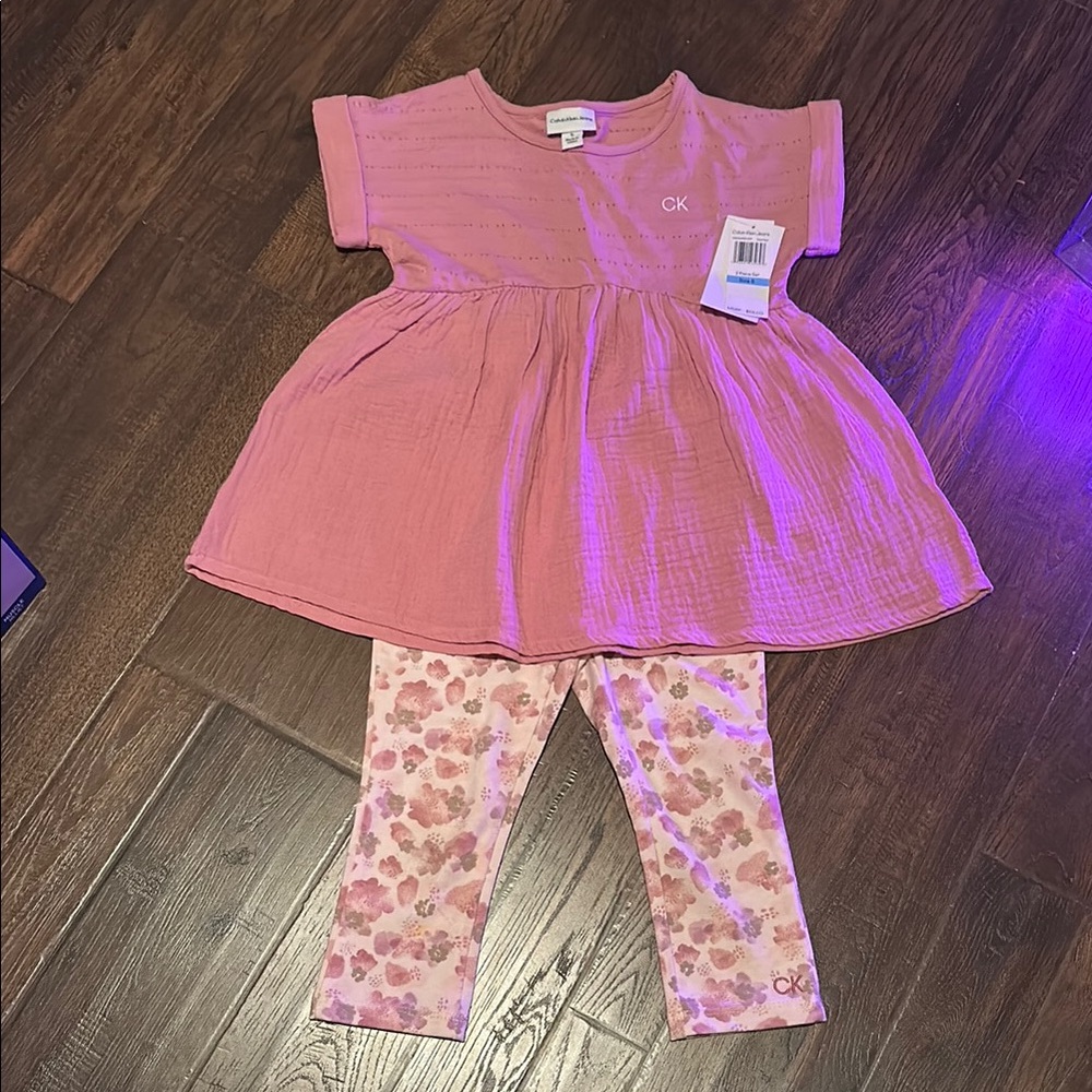 Calvin Klein Mauve Rose 2 pc with Floral Mid-Calf Leggings NWT Toddler 5